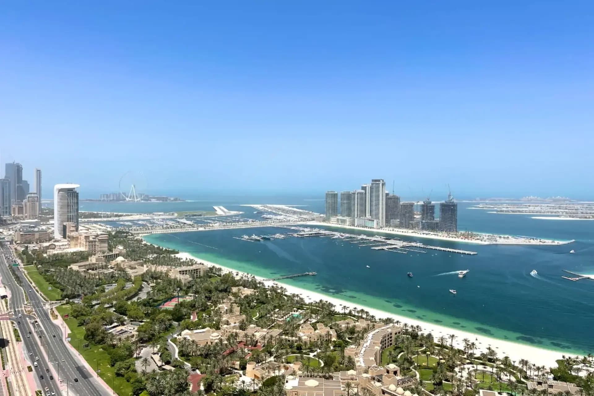 AVANI PALM VIEW HOTEL AND SUITES I 3BR I Palm View I Aed 6.7M AVANI PALM VIEW HOTEL AND SUITES I 3BR I Palm View I Aed 6.7M