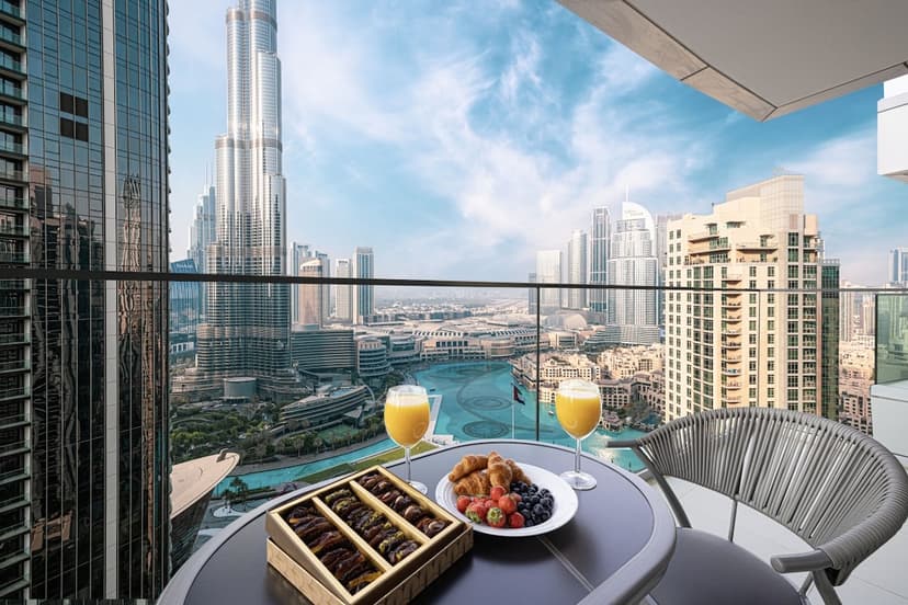 Full Burj Khalifa View | Corner Unit | Vacant Full Burj Khalifa View | Corner Unit | Vacant