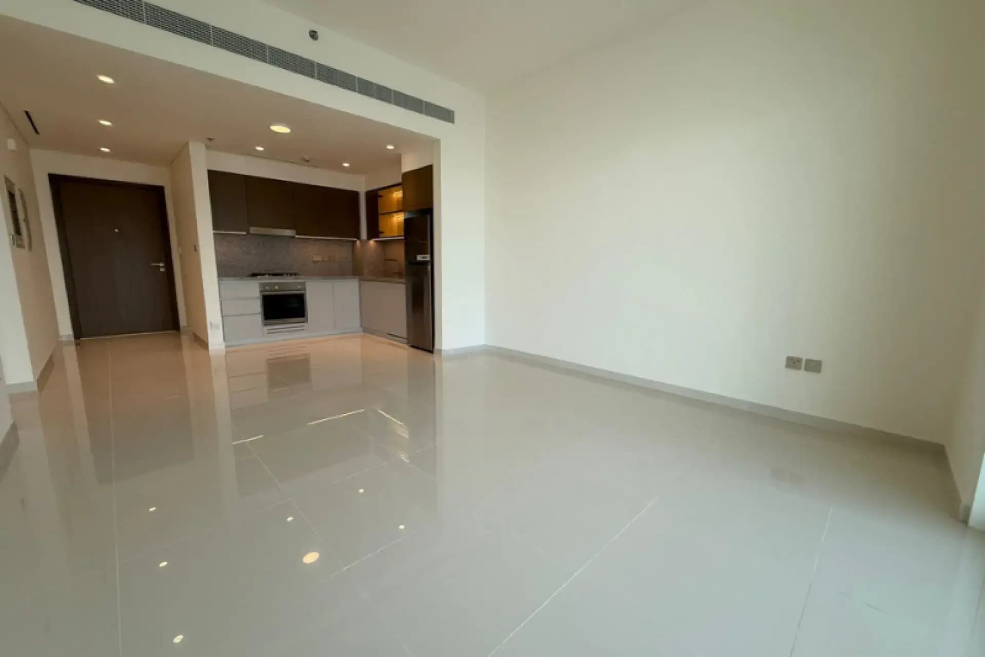 EMAAR BEACHFRONT 1BR I Grand Bleu T1 I Marina Skyline and Palm Views I High Floor I Aed 4M EMAAR BEACHFRONT 1BR I Grand Bleu T1 I Marina Skyline and Palm Views I High Floor I Aed 4M
