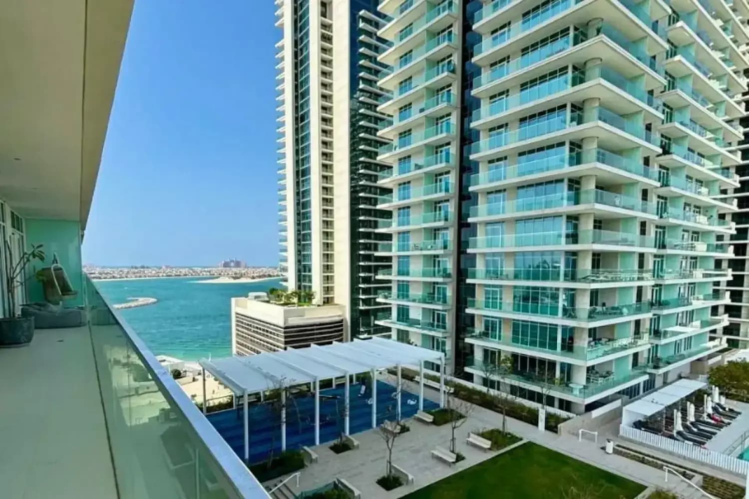 EMAAR BEACHFRONT 3BR I Sunrise Bay T1 I Vacant I Upgraded I Aed 8M EMAAR BEACHFRONT 3BR I Sunrise Bay T1 I Vacant I Upgraded I Aed 8M