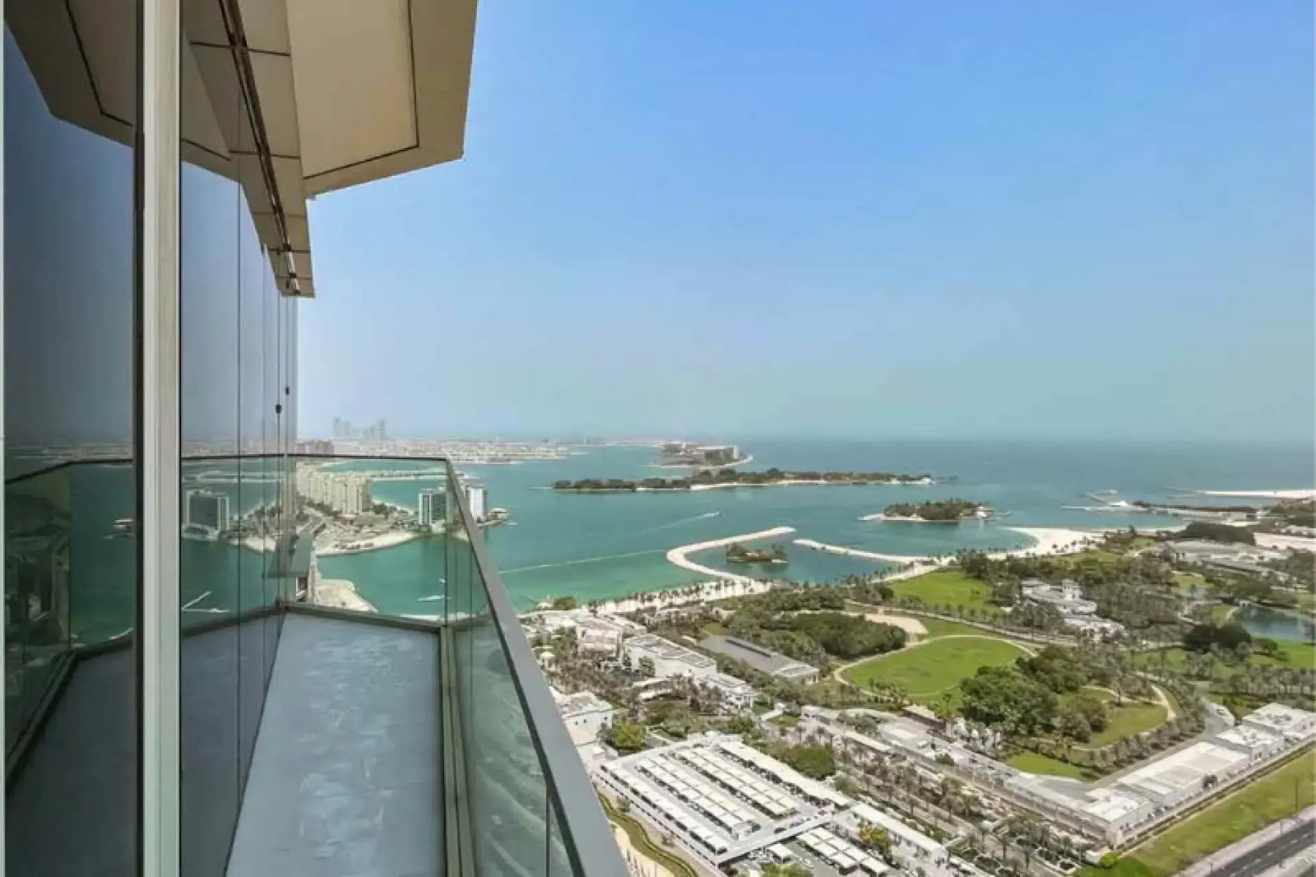 AVANI PALM VIEW HOTEL AND SUITES 3BR I Sea View I Aed 6.5M AVANI PALM VIEW HOTEL AND SUITES 3BR I Sea View I Aed 6.5M